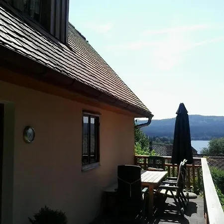 Haus In Kovarov Mit Terrasse, Grill Und Garten *