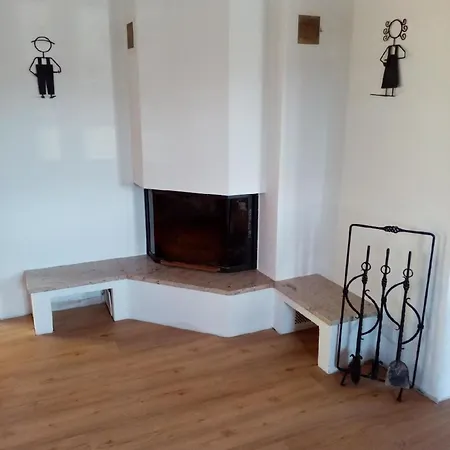 Haus In Kovarov Mit Terrasse, Grill Und Garten *