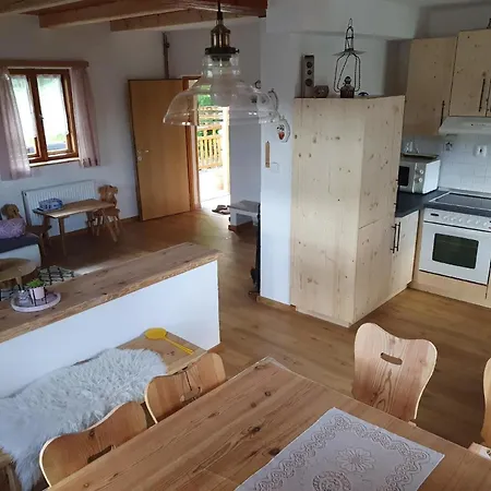 Haus In Kovarov Mit Terrasse, Grill Und Garten Hrdonov